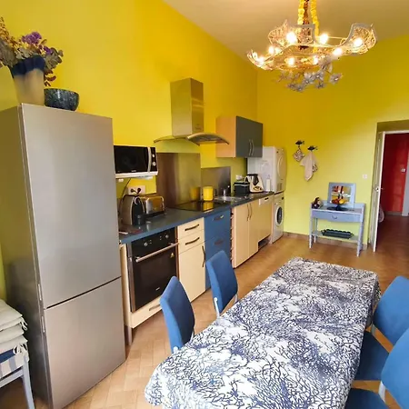 2-bedroom With Balcony And Sea View Apartment Ajaccio (Corsica)
